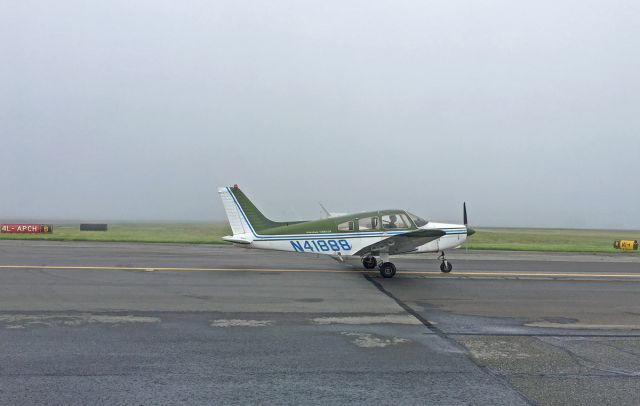 Piper Cherokee (N41888) - low vis RVR 400