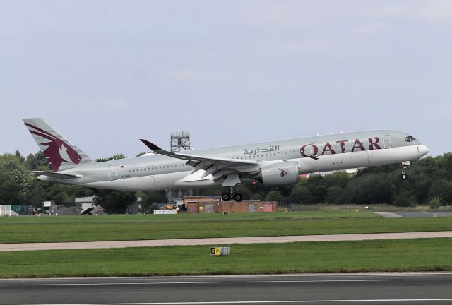 Airbus A350-900 (A7-ALL) - QTR27 arriving from Doha