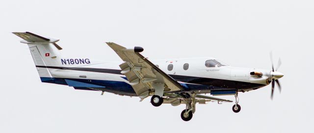 Pilatus PC-12 (N180NG)