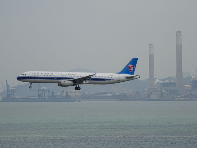 Airbus A321 (B-6319)