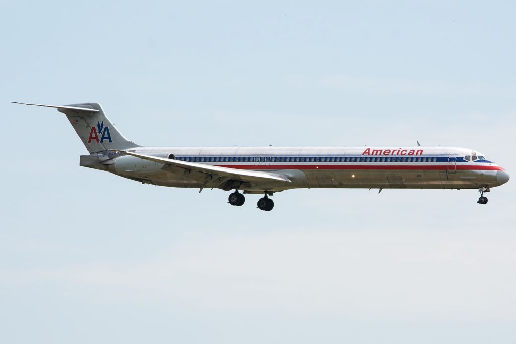 McDonnell Douglas MD-80 (N469AA) - 08/03/2015 American N469AA MD-80 KDFW