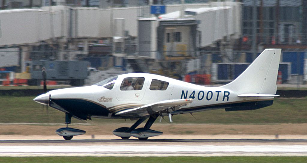 Lancair Lancair 4 (N400TR)