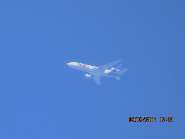 McDonnell Douglas DC-10 (N317FE) - FedEx flight 597 from MEM to SEA over Southeastern KS (78KS) at 34k feet.