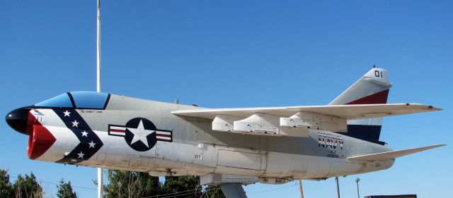 VOUGHT TA-7 Corsair 2 (15-9647) - Navy A-7 Corsair II (159647) on a stick. It has been here for well over a quarter century and somebody must be taking pretty good care of it because in all of those 25+ years it has never once looked shabby.    