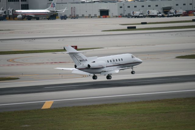 Hawker 800 (N415JA)