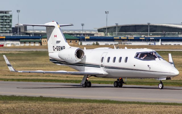 Learjet 55 (C-GSWP)