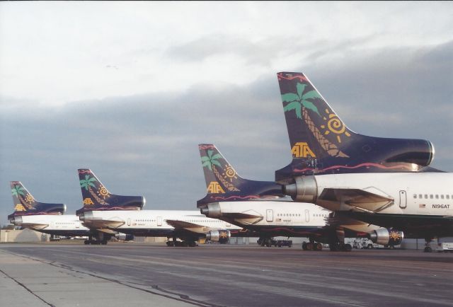 Lockheed L-1011 TriStar (N196AT)