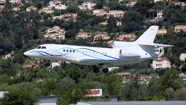 Dassault Falcon 7X (M-FALC)