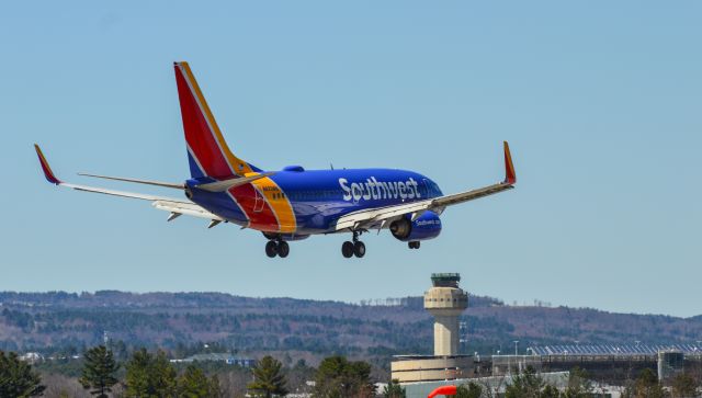 Boeing 737-700 (N475WN) - Shot with a Nikon D3200 w/ Nikkor 70-300mmbr /Best viewed in Full Size