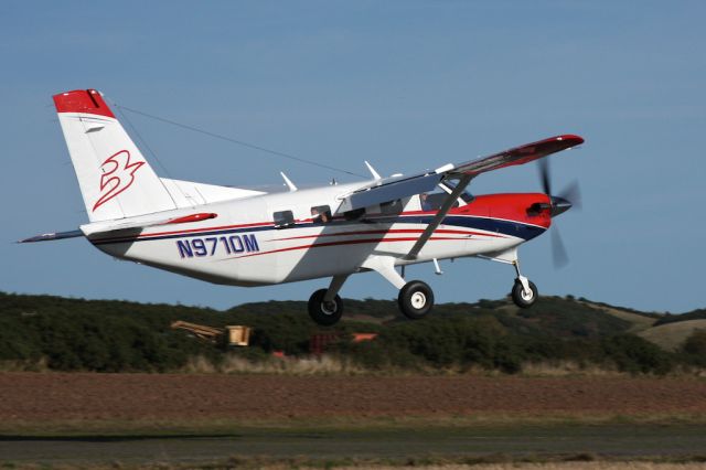 Quest Kodiak (N9710M) - Taking off from Andreas Airfield, Isle of Man