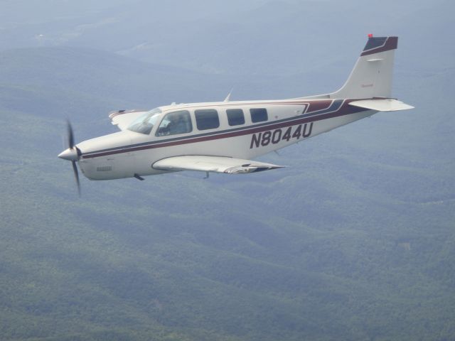 Beechcraft Bonanza (36) (N8044U)