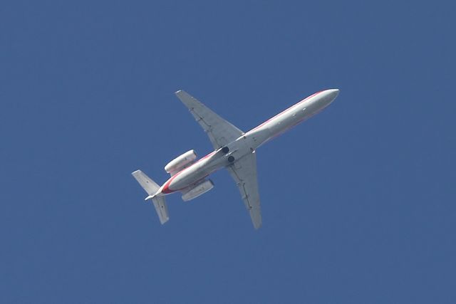 Embraer ERJ-145 —