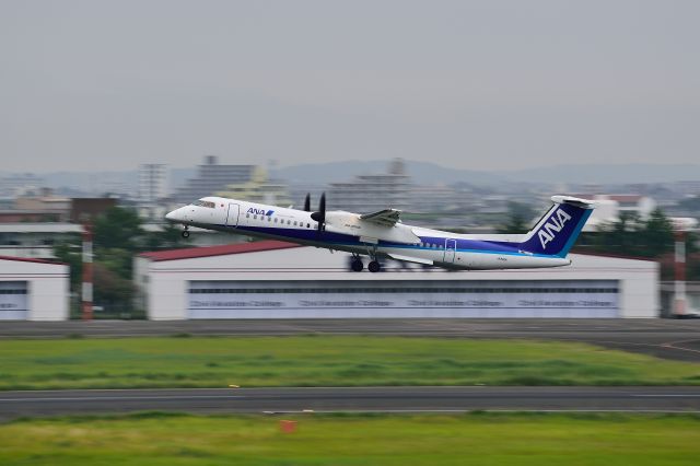 de Havilland Dash 8-400 (JA842A)