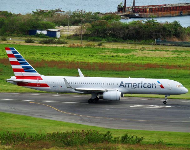 Boeing 757-200 (N176AA)