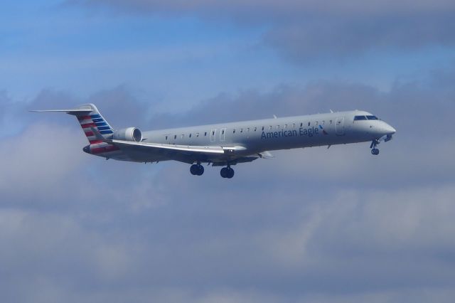 Canadair Regional Jet CRJ-200 (N922FJ)