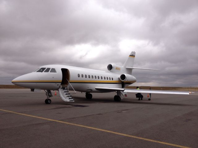 Dassault Falcon 900 (N10HZ)