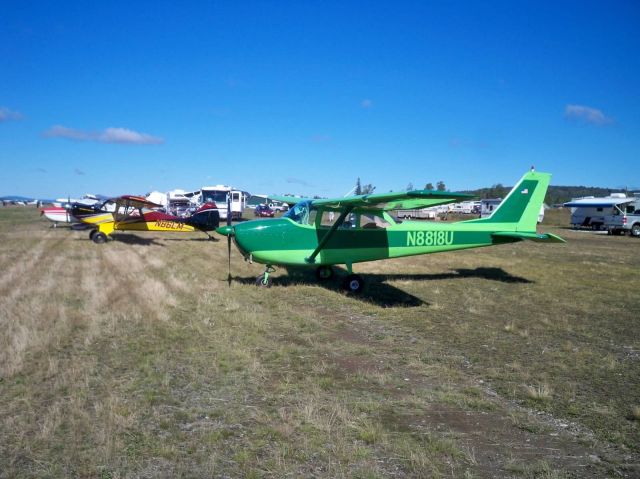 Cessna Skyhawk (N8818U) - Greenville Maine Seaplane Fly-in.