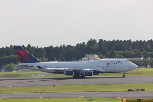 Boeing 747-400 (N671US)