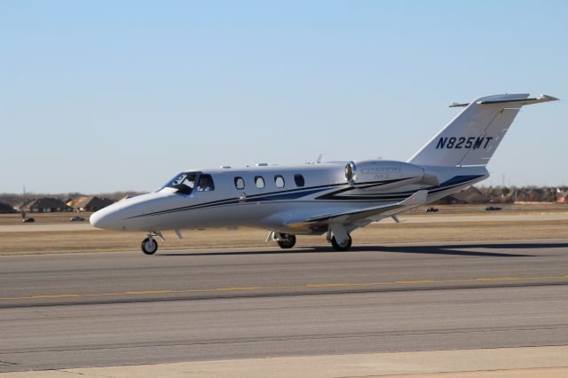 Cessna Citation CJ1 (N825MT)