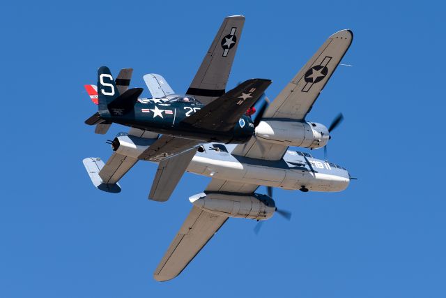 — — - CAF SoCal Wing breaking to land at the 2019 Reno Air Races!