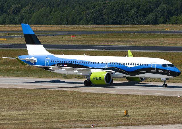 Airbus A220-300 (YL-CSJ) - New Color Highlight, first visit in Berlin.br /br /Airbus A220-300br /Air Balticbr /Estonian Flag colors