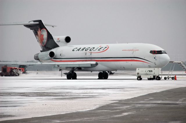 BOEING 727-200 (C-GCJN) - Boeing 727-225 sitting idle at CYHM/YHM on a cold, snowy day (January 28, 2017)