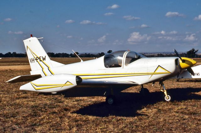 PAZMANY PL-2 (VH-PEW) - PAZMANY PL-2 - REG : VH-PEW (CN S15) - MANGALORE AIRPORT VIC. AUSTRALIA - YMNG (17/4/1987)