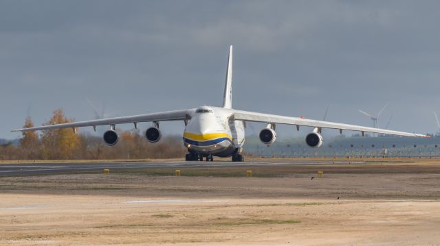 Antonov An-124 Ruslan (UR-82009)