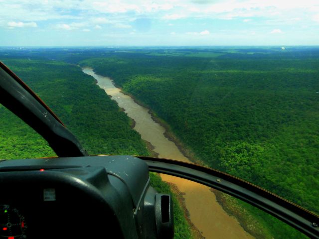 MD HELICOPTERS MD-600N (PR-HLS) - MD-600 HELICOPTER FLYING IN FOZ DO IGUAÇÚ-PR, BRAZIL