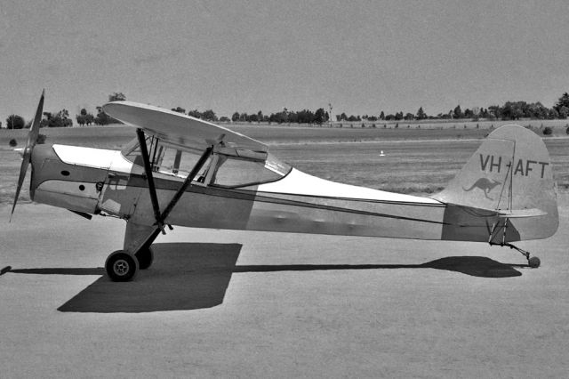 VH-AFT — - AUSTER J-5F AIGLET TRAINER - REG VH-AFT (CN 2712) - BERWICK VIC. AUSTRALIA - YBER (6/10/1973)
