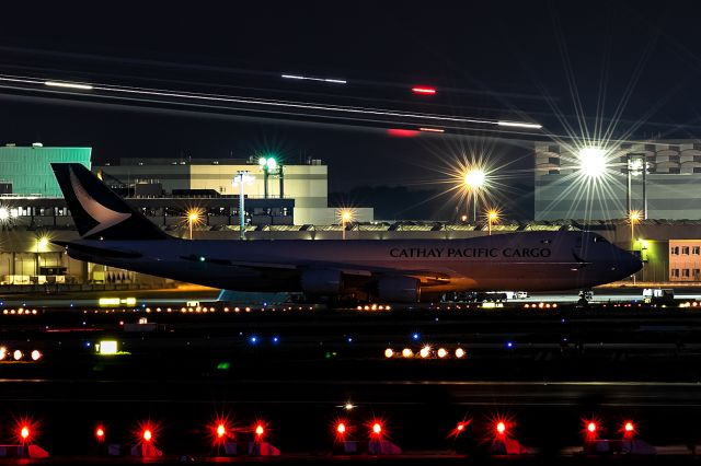 BOEING 747-8 (B-LJA)