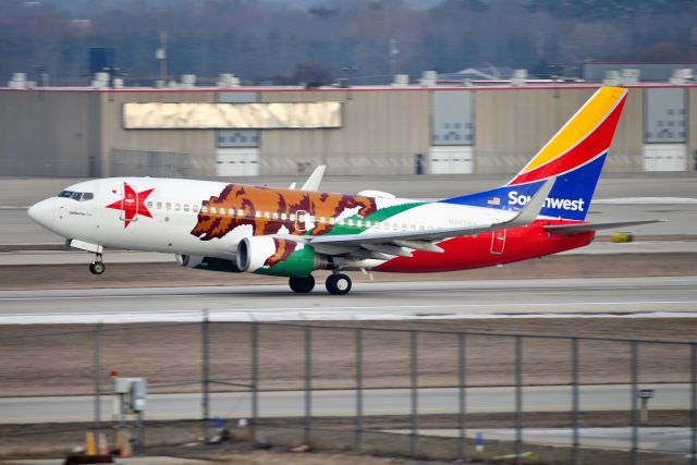 Boeing 737-700 (N943WN) - Rotating off of 23-R on 02-25-21