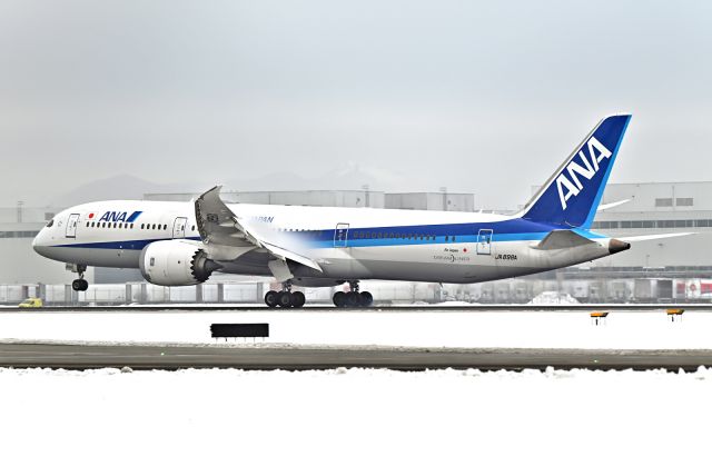 Boeing 787-9 Dreamliner (JA898A)