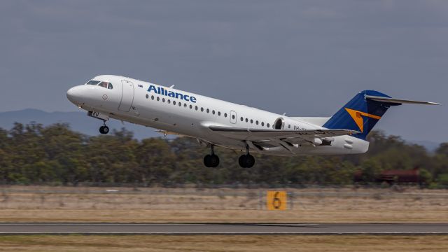 Fokker 70 (VH-NKU)