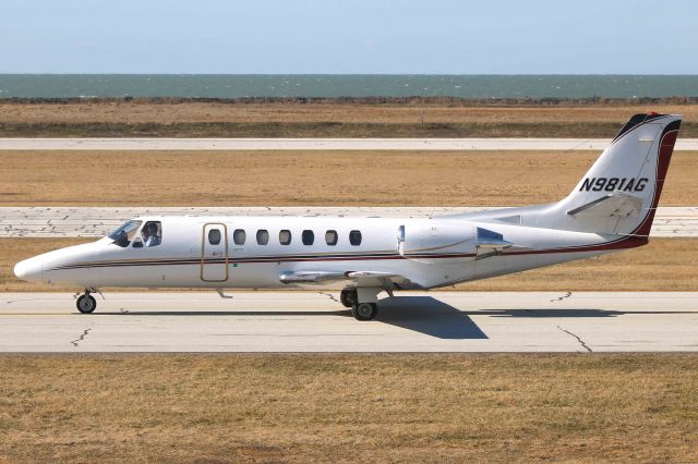 Cessna Citation V (N981AG) - A Citation Ultra seen here taxiing to the ramp after arriving on RWY 6L on 26 Mar 2019.