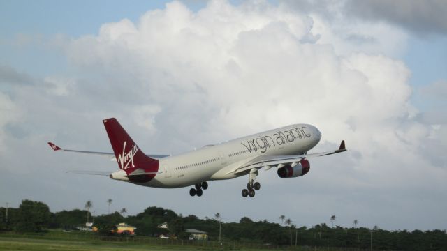 Airbus A330-300 (G-VGEM)