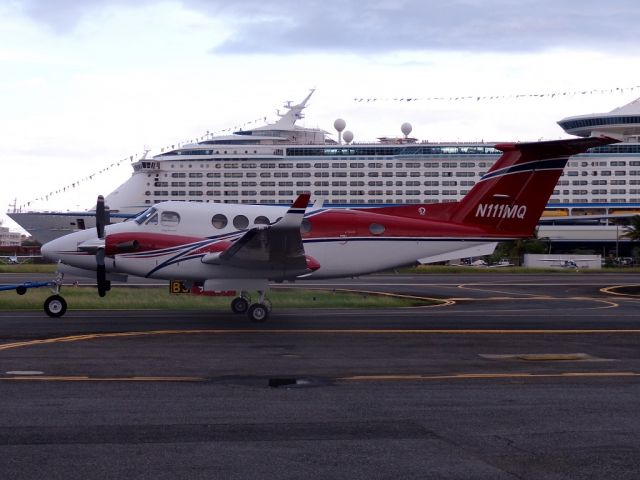 Beechcraft Super King Air 200 (N111MQ) - New Colors!