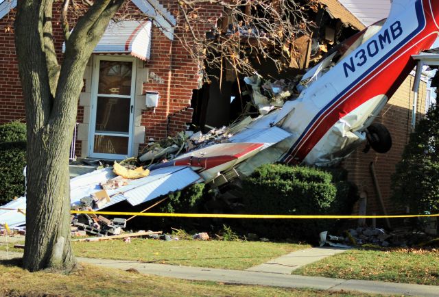 Aero Commander 500 (N30MB) - 1964 Aero Commander 500-B crash just short of 31C near Chicago Midway, 11/18/14