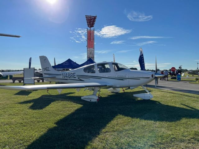 Cirrus SR-22 (N48RE) - EAA Airventure Oshkosh 2022