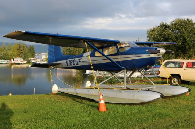 Cessna Skywagon 180 (N180JF)