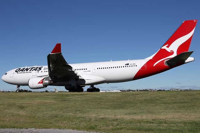 Airbus A330-200 (VH-EBJ) - on 3 December 2017