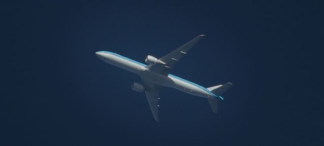 BOEING 777-300ER (PH-BVF) - Flight KLM743 over the Southern UK at 30,000ft and 12 miles distant, en-route Amsterdam - Lima 13th Dec 2014