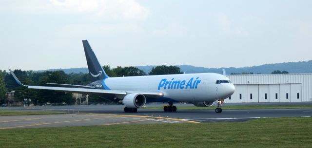 BOEING 767-300 (N641AZ) - Heading for a departure is this 2000 Prime Air Boeing 767-332 in the Summer of 2023.