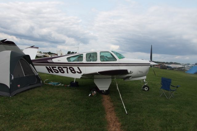 Beechcraft 35 Bonanza (N5878J)