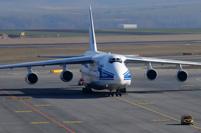 Antonov An-124 Ruslan (RA-82043)