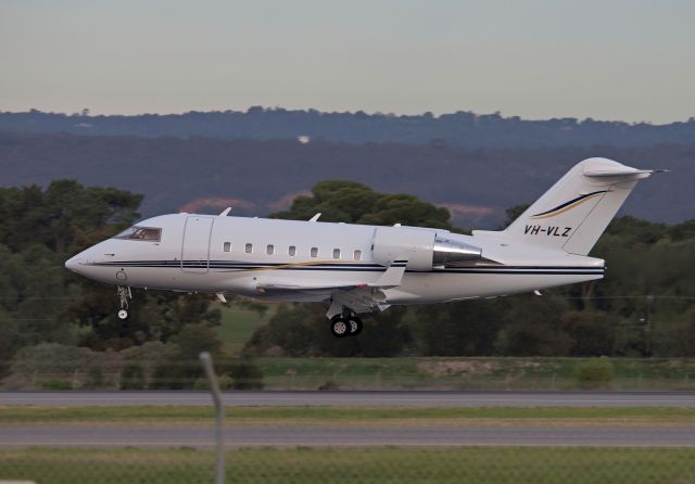 Canadair Challenger (VH-VLZ)