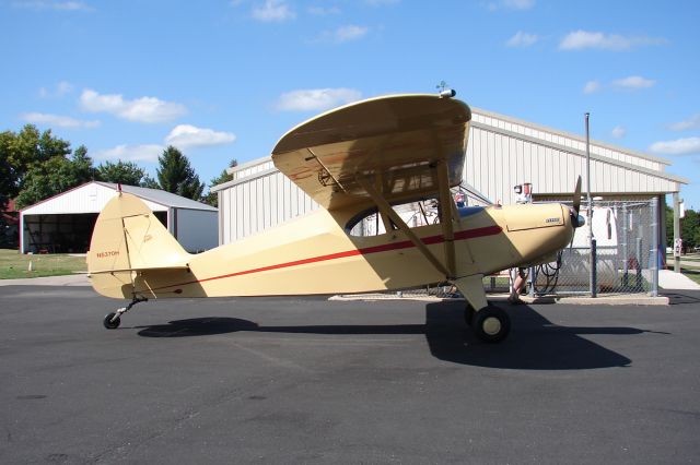 Cessna Skyhawk (N5370H)