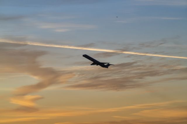 McDonnell Douglas MD-80 —