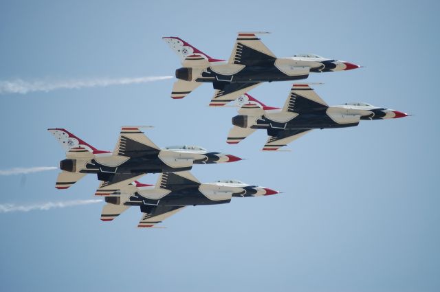 Lockheed F-16 Fighting Falcon — - Joint Forces Air Show (Andrews AFB) - May.09