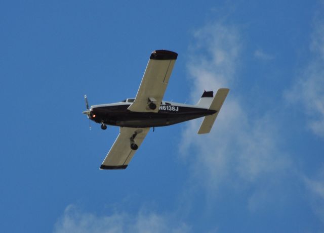 Piper Saratoga (N6138J)